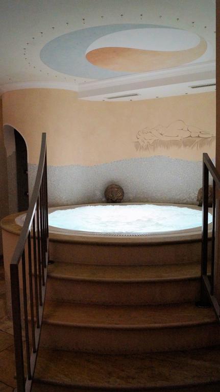 Villa Anina Collalbo Luaran gambar